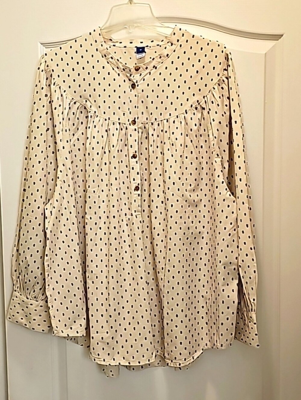 Old Navy Women's 3X Shirt *New with tags*